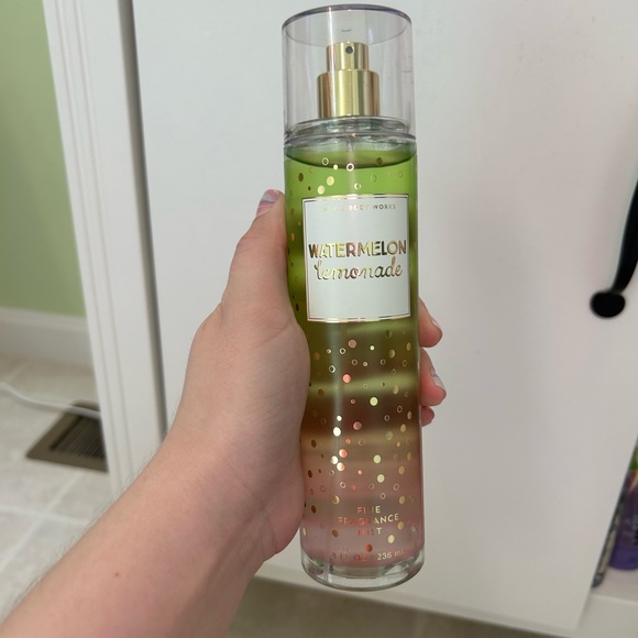 Bath & Body Works Watermelon Lemonade Body Care Set - Picture 5 of 5